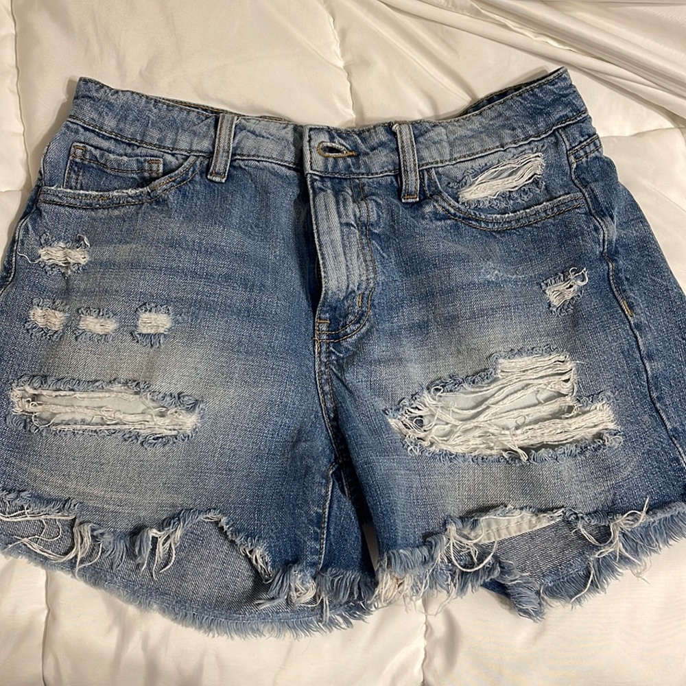 Kancan signature denim shorts size 26